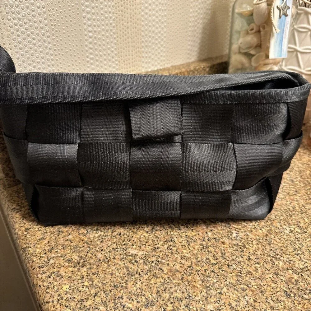 Harvey’s Black seatbelt bag‎ purse Tote